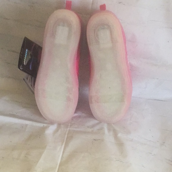 Flashlights Girls' Light Up Skate Shoe - Picture 8 of 8